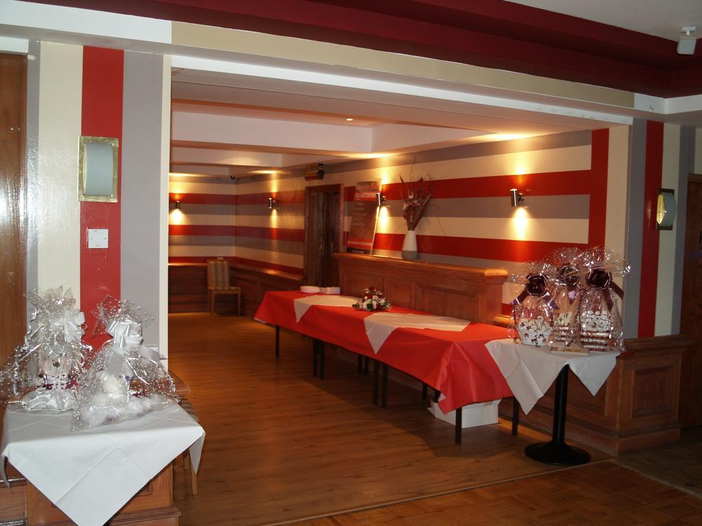 Antonine Hotel فالكيرك المظهر الخارجي الصورة